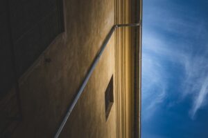Pose de gouttières à Mauguio : installation sur mesure et services locaux